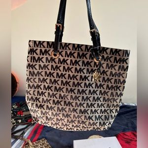 Michael Kors tote bag